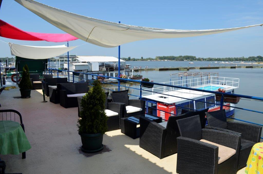 Splav Guest Hause Gusar Ξενοδοχείο Βελιγράδι Εξωτερικό φωτογραφία