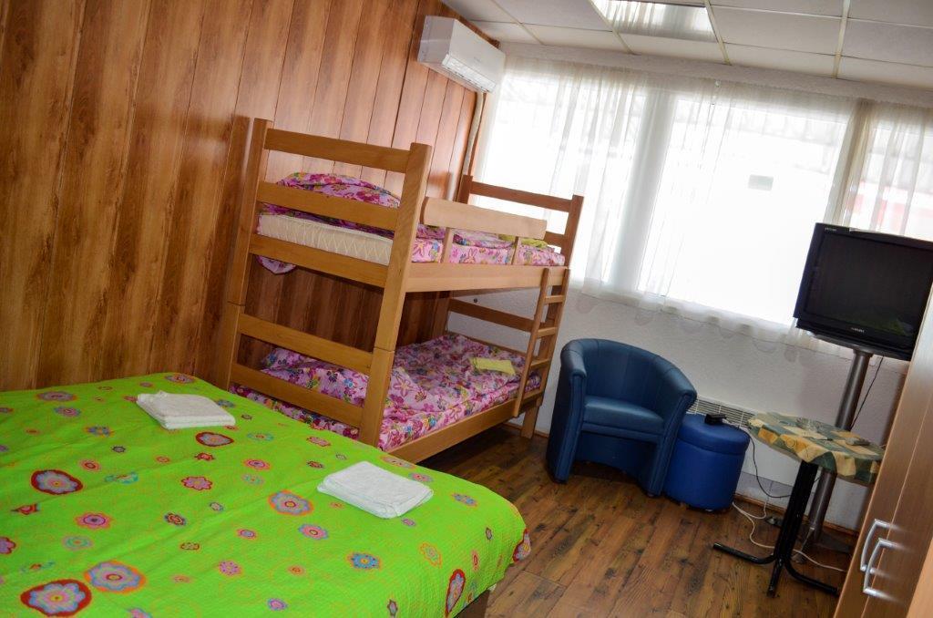 Splav Guest Hause Gusar Ξενοδοχείο Βελιγράδι Εξωτερικό φωτογραφία